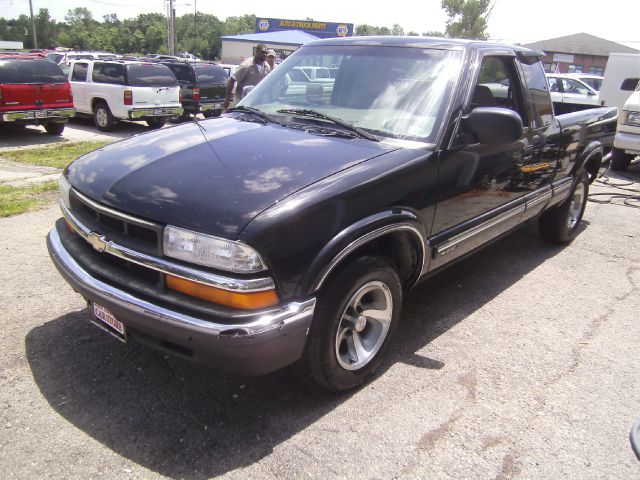 Chevrolet S10 2001 photo 3