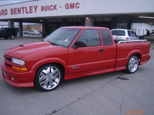 Chevrolet S10 2001 photo 2