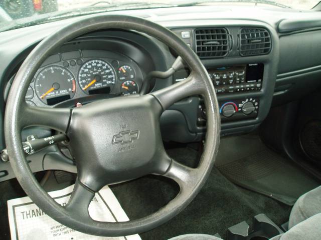 Chevrolet S10 2001 photo 3