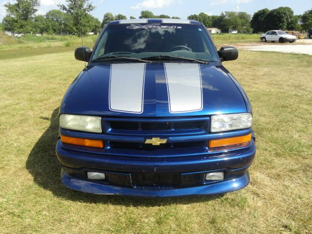 Chevrolet S10 2001 photo 3