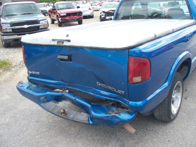 Chevrolet S10 2001 photo 3