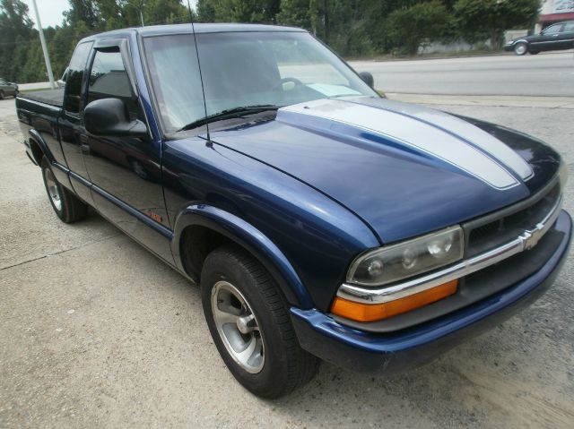 Chevrolet S10 2001 photo 1