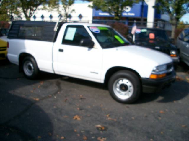 Chevrolet S10 Base Pickup