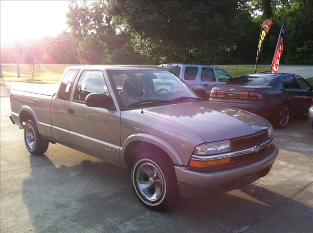 Chevrolet S10 2001 photo 3