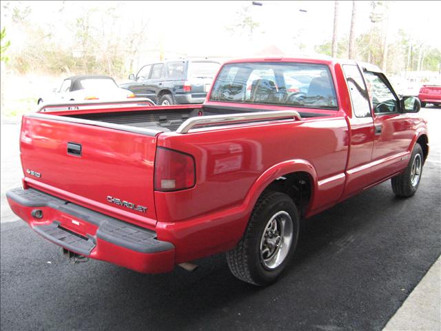 Chevrolet S10 2001 photo 4