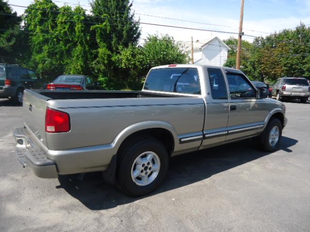 Chevrolet S10 2001 photo 3