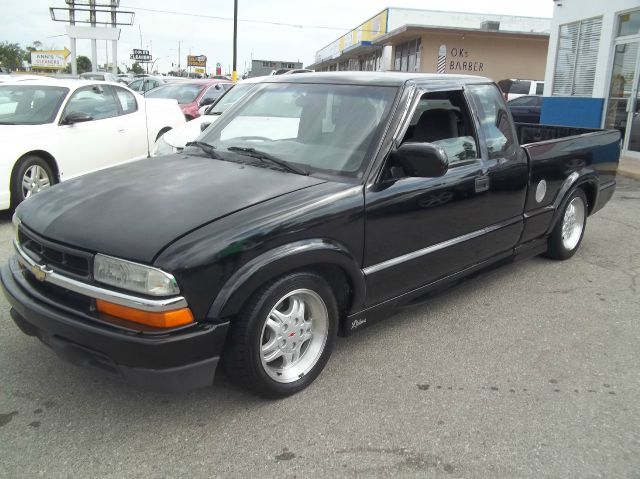 Chevrolet S10 2001 photo 2