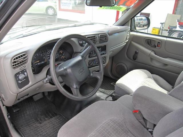 Chevrolet S10 2002 photo 1