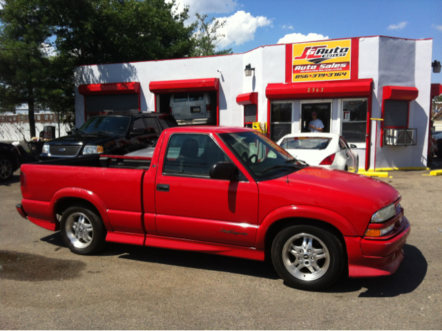 Chevrolet S10 2002 photo 2