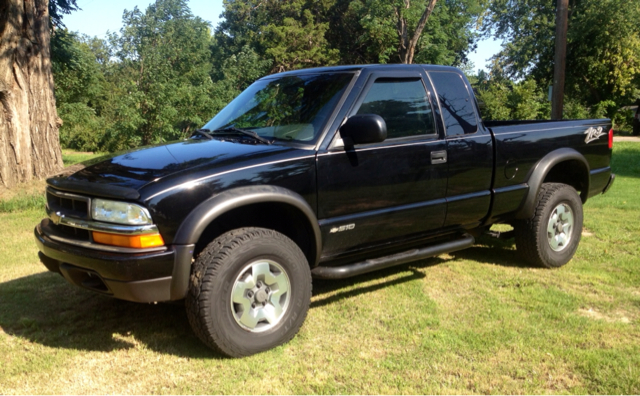 Chevrolet S10 2002 photo 2