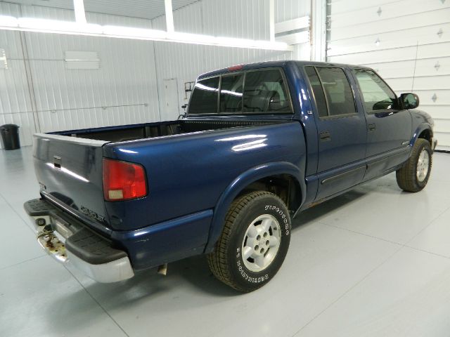 Chevrolet S10 2002 photo 3