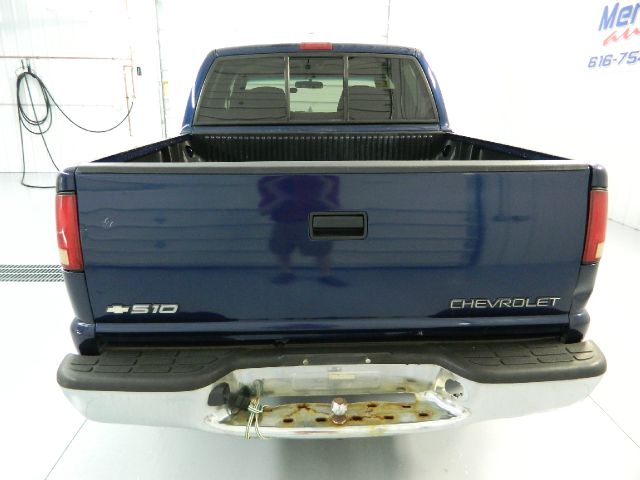 Chevrolet S10 2002 photo 4