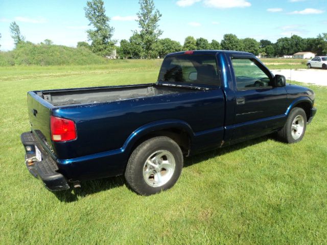 Chevrolet S10 2002 photo 1