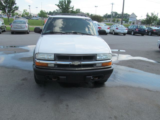 Chevrolet S10 C300 Luxury Sedan 4D Pickup Truck