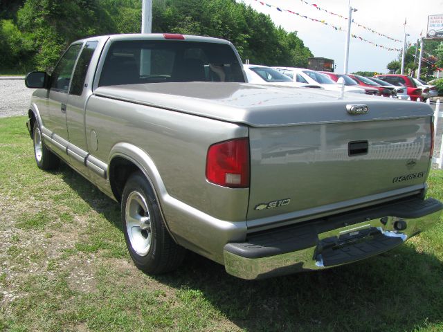 Chevrolet S10 2002 photo 4