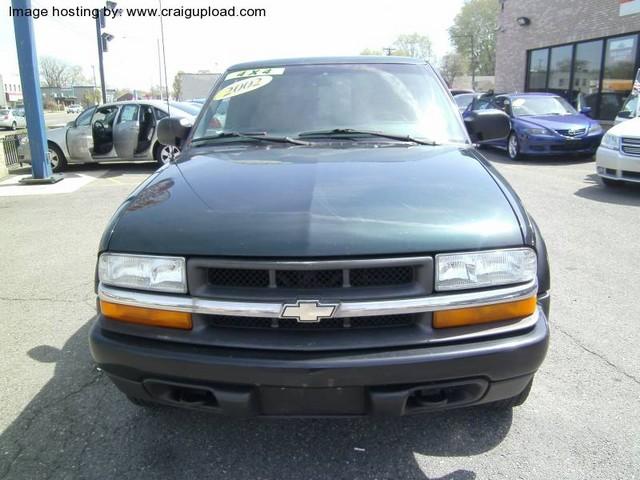 Chevrolet S10 2002 photo 1