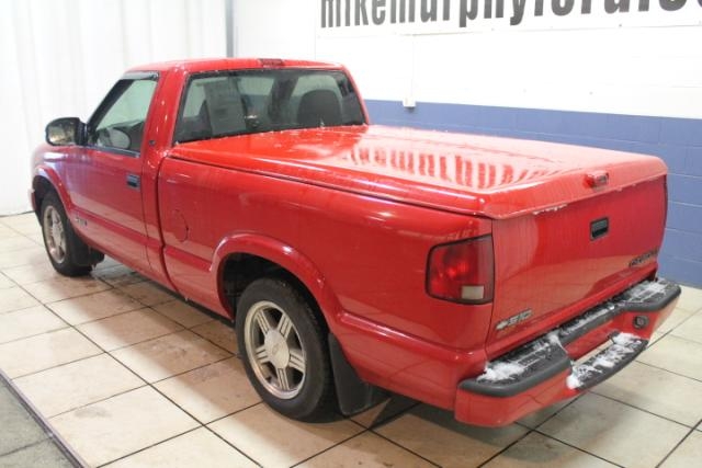 Chevrolet S10 2002 photo 3