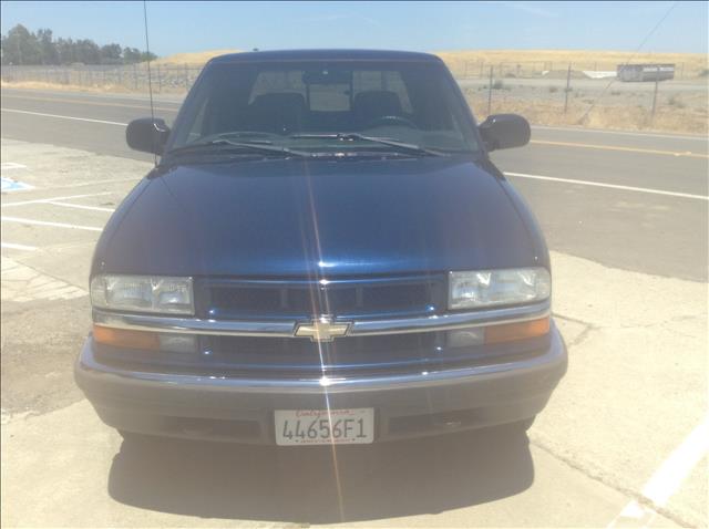 Chevrolet S10 2002 photo 3