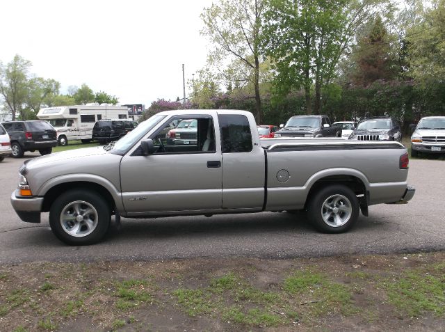 Chevrolet S10 2002 photo 1