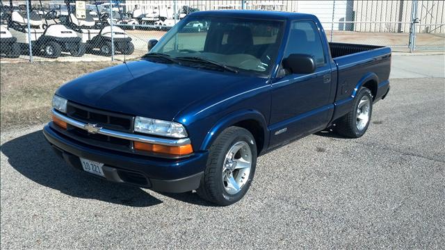 Chevrolet S10 2002 photo 2