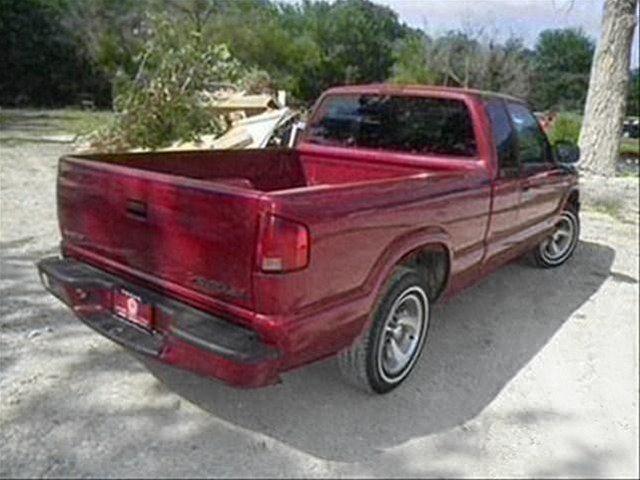 Chevrolet S10 2002 photo 3