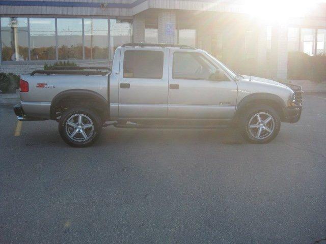 Chevrolet S10 2002 photo 4