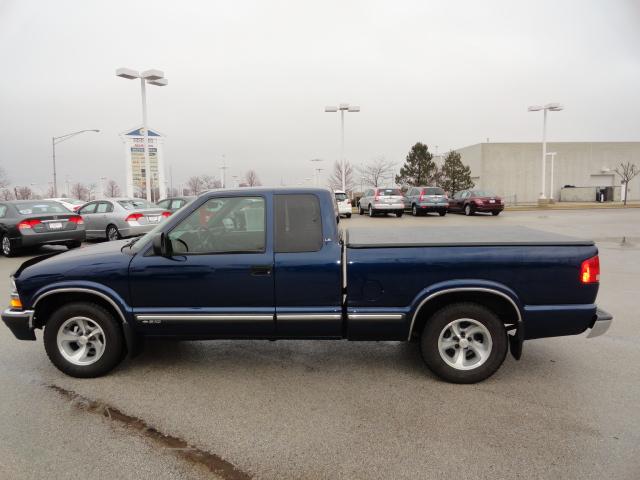 Chevrolet S10 2002 photo 3