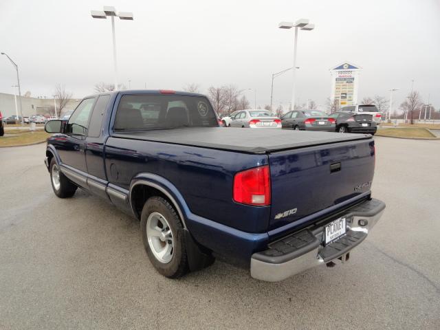 Chevrolet S10 2002 photo 4