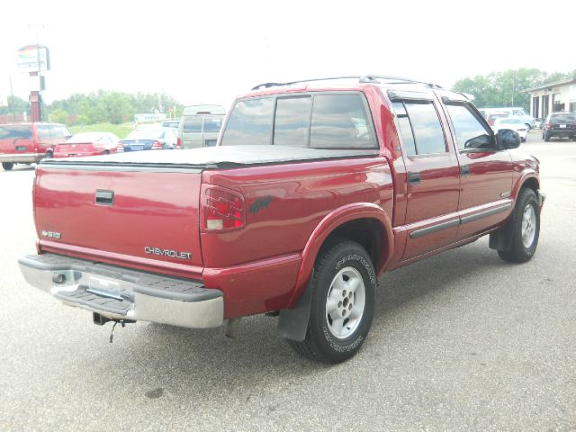 Chevrolet S10 2002 photo 4