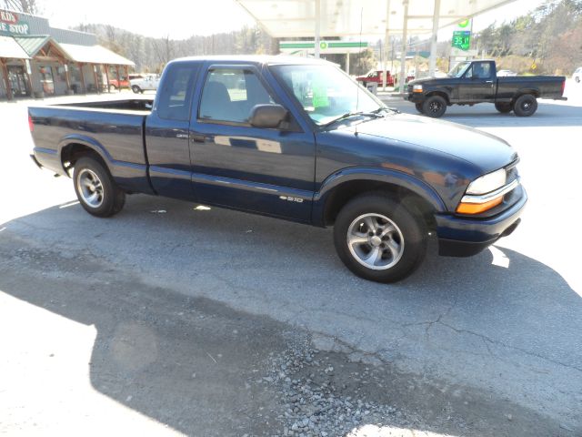 Chevrolet S10 2002 photo 2