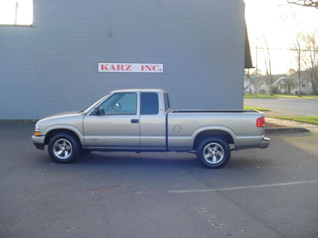 Chevrolet S10 2002 photo 1