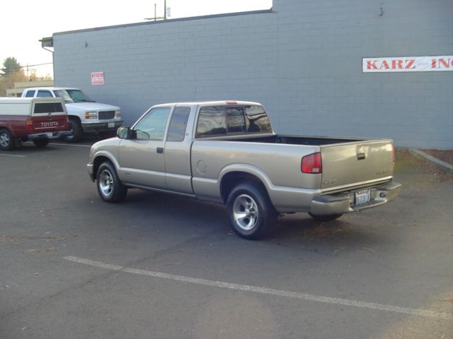 Chevrolet S10 2002 photo 4