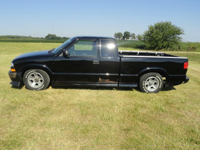 Chevrolet S10 2002 photo 1