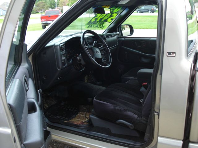 Chevrolet S10 2003 photo 12