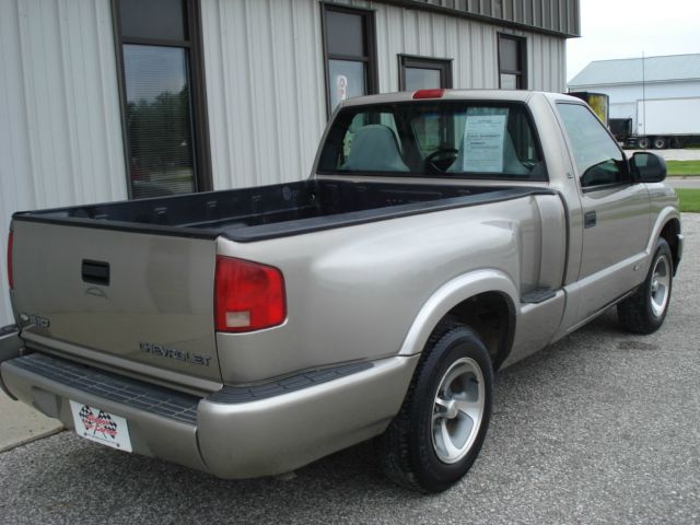 Chevrolet S10 2003 photo 3