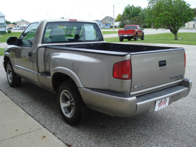 Chevrolet S10 2003 photo 4