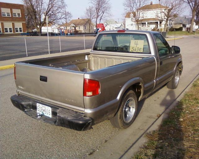 Chevrolet S10 2003 photo 1