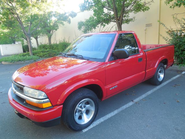 Chevrolet S10 2003 photo 1