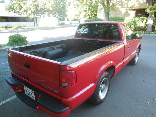 Chevrolet S10 2003 photo 4