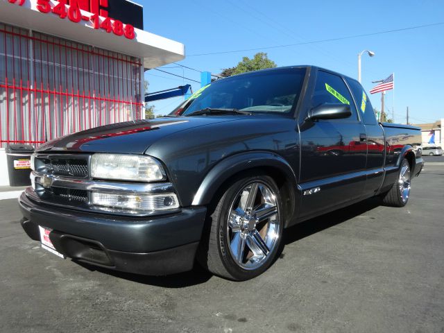 Chevrolet S10 2003 photo 1