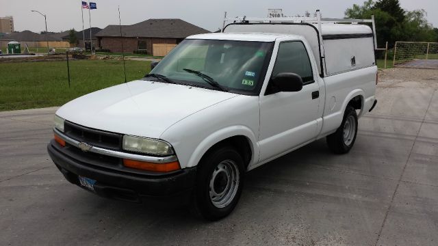 Chevrolet S10 2003 photo 2