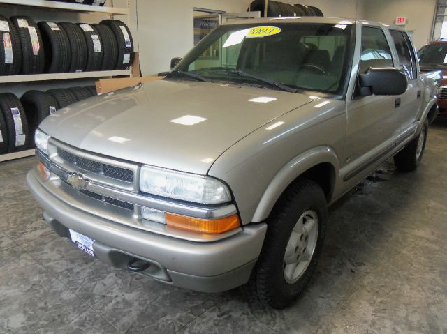 Chevrolet S10 2003 photo 1