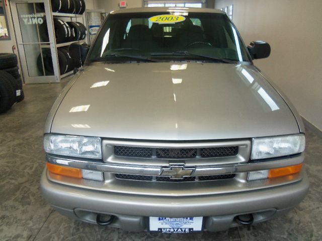 Chevrolet S10 2003 photo 3