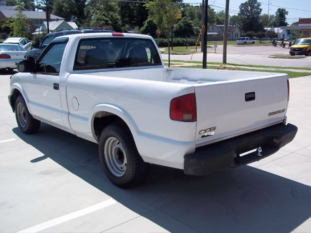 Chevrolet S10 2003 photo 3