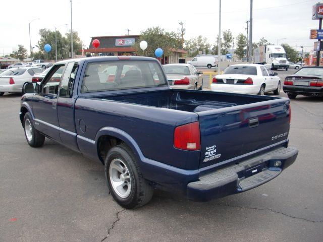 Chevrolet S10 2003 photo 1