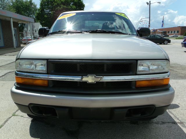 Chevrolet S10 Handicap Lift And Control Leg 1 Owner Pickup Truck