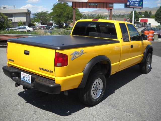 Chevrolet S10 2003 photo 3