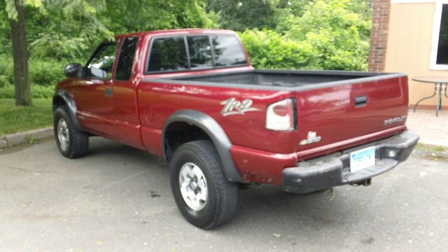 Chevrolet S10 Handicap Lift And Control Leg 1 Owner Pickup Truck