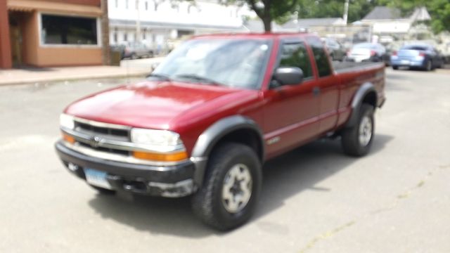 Chevrolet S10 2003 photo 2