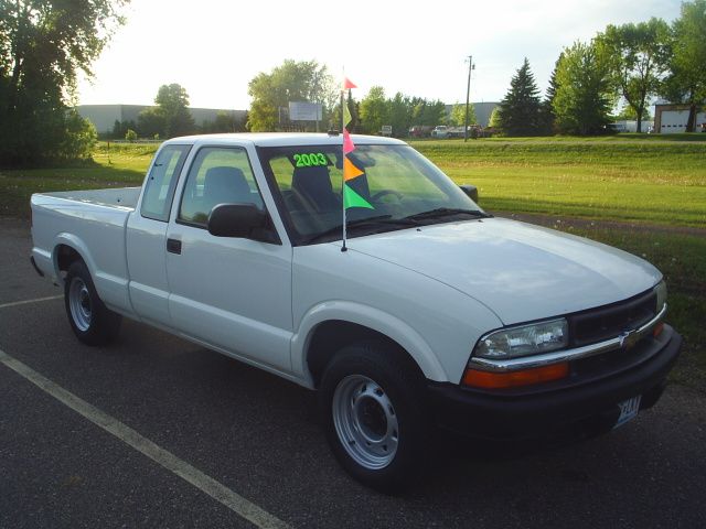 Chevrolet S10 2003 photo 1